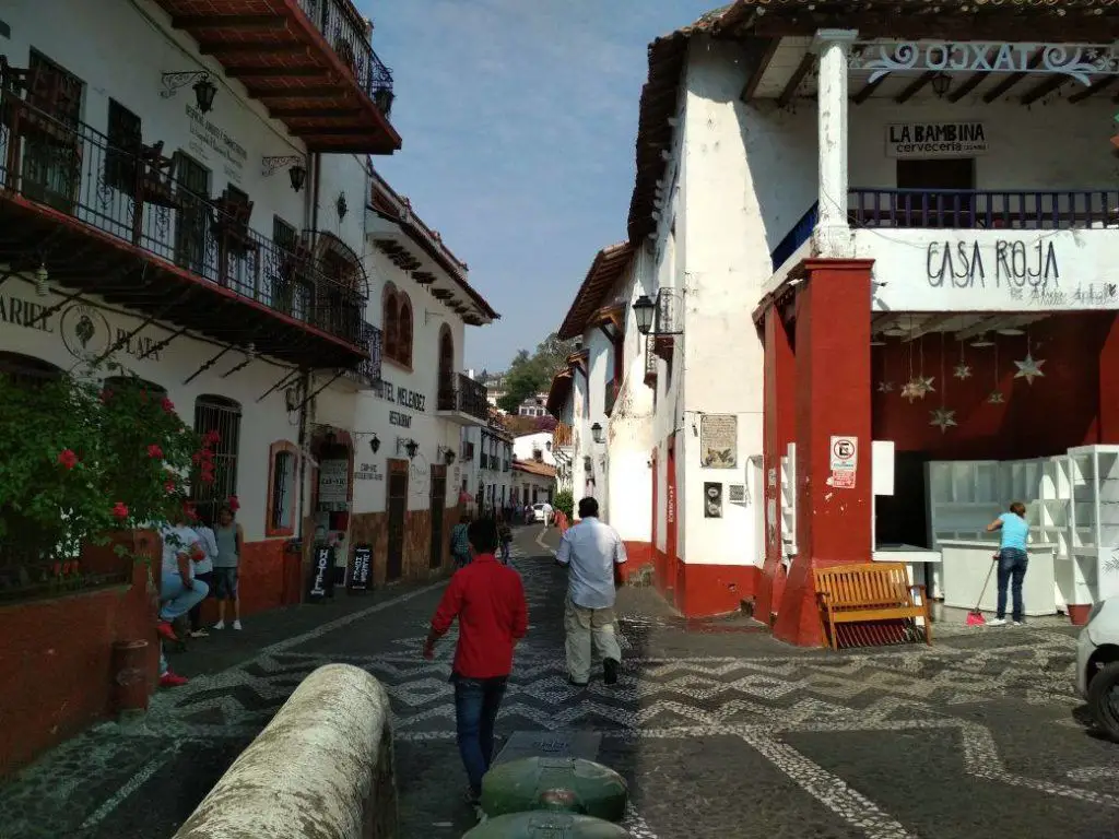 Caminando por Taxco, uno de los Pueblos Mágicos de México