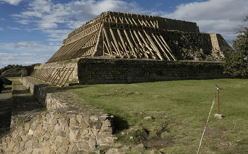Monte Albán recibió un millón de dólares para su restauración