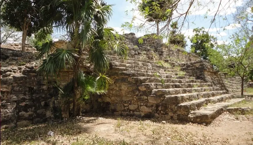 zona arqueológica de Chaltun Ha Izamal