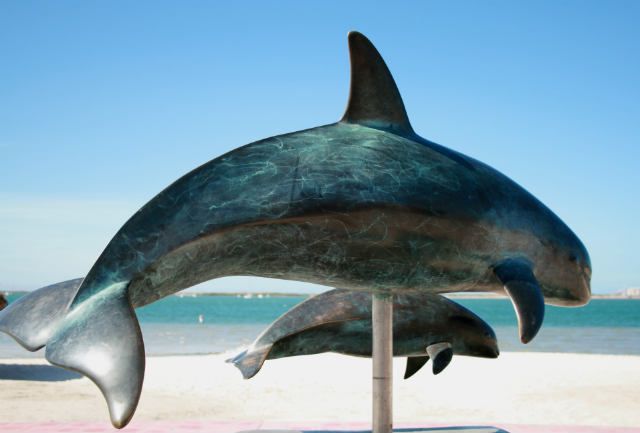 Escultura a las vaquitas marinas