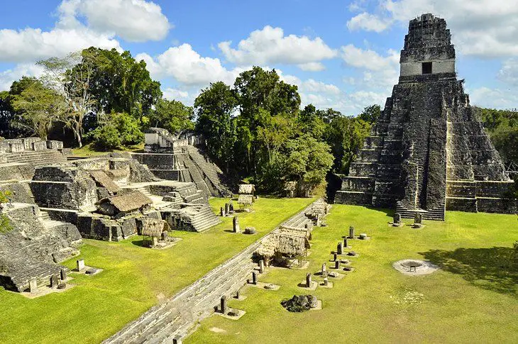 Zona Arqueológica de Tikal