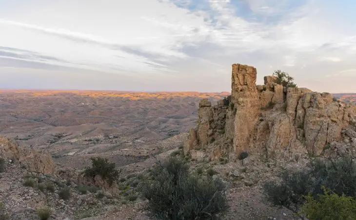 paisaje desértico en Dahar al sureste de Túnez