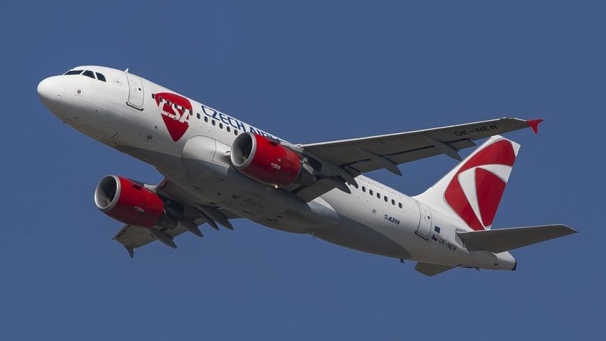 Czech Airlines avión