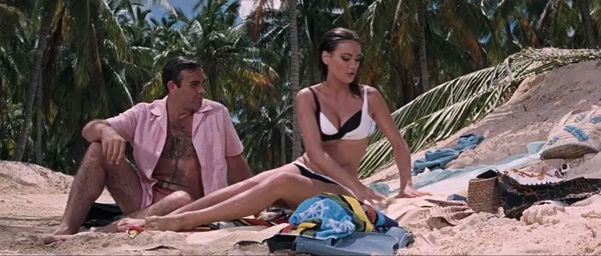 James Bond en una playa de las Bahamas en Thunderball