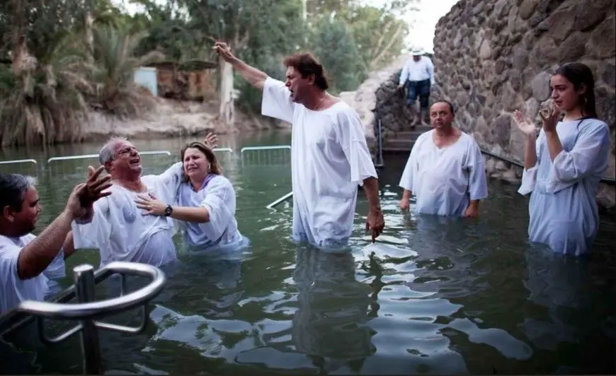 turismo religioso en el Río Jordán