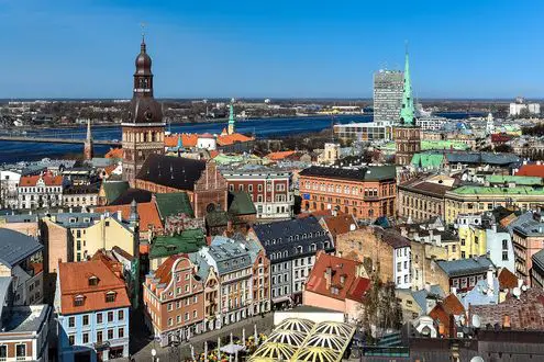 Vista de Riga, Letonia destacado