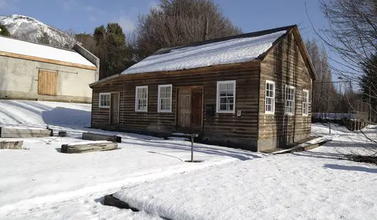 El almacén de la Sociedad Industrial de Aysén, convertido en parte del museo regional