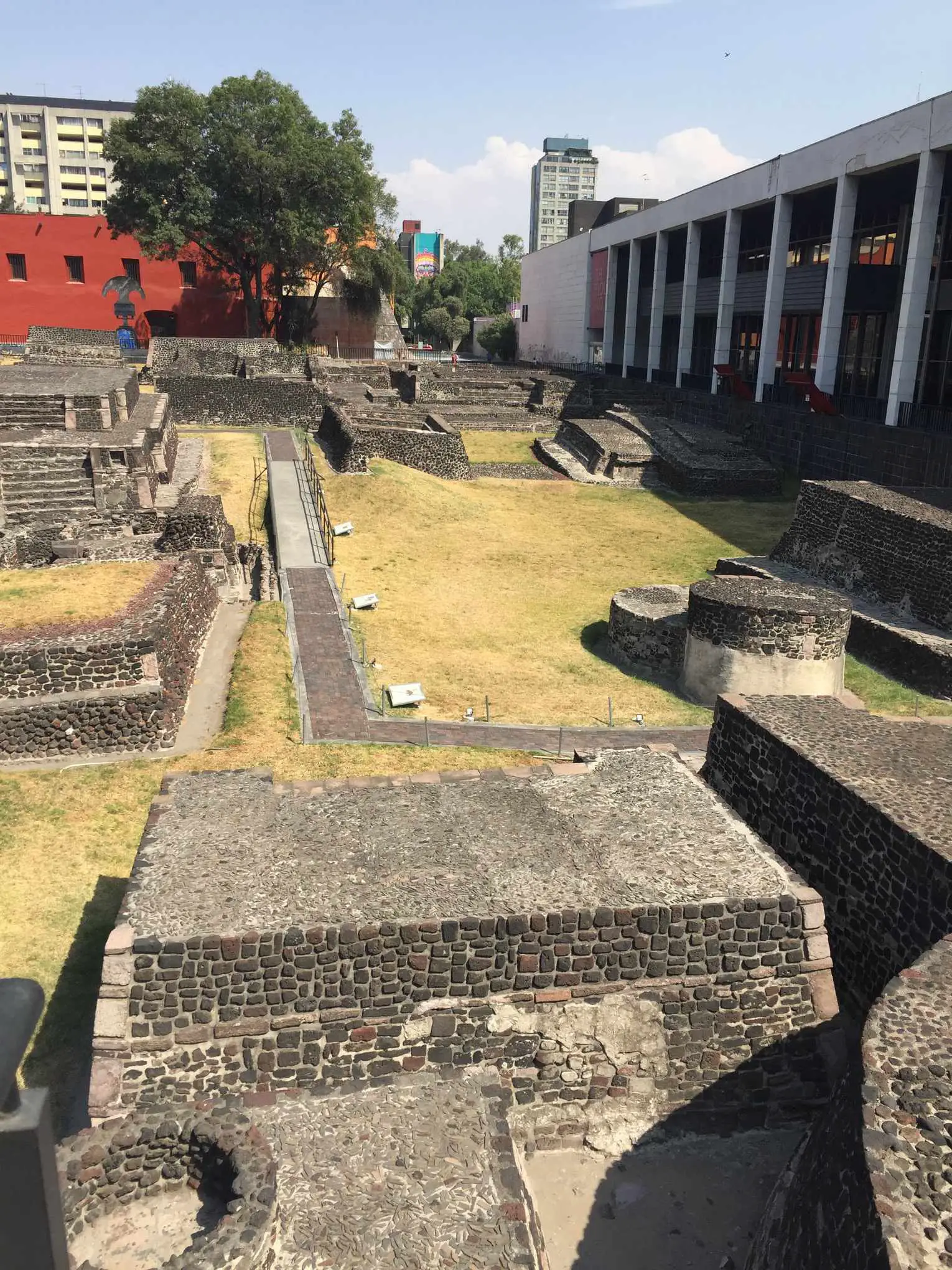 Lado sur de la zona arqueológica de Tlatelolco